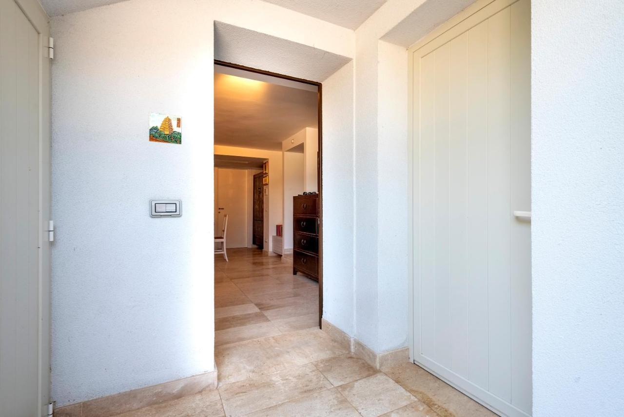 Charming Seafront Apartment With Garden And Patio Fertilia Exterior photo